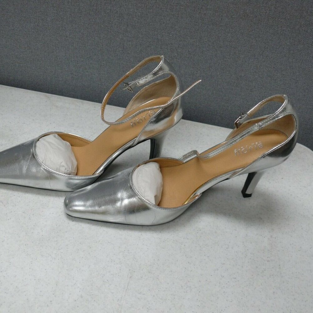 BI JOU New York Women's Silver Ankle Strap Pumps Size 6.5M NIB